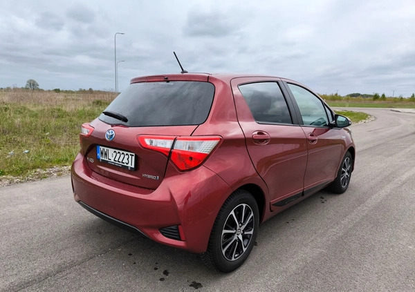 Toyota Yaris cena 66000 przebieg: 52500, rok produkcji 2018 z Puszczykowo małe 121